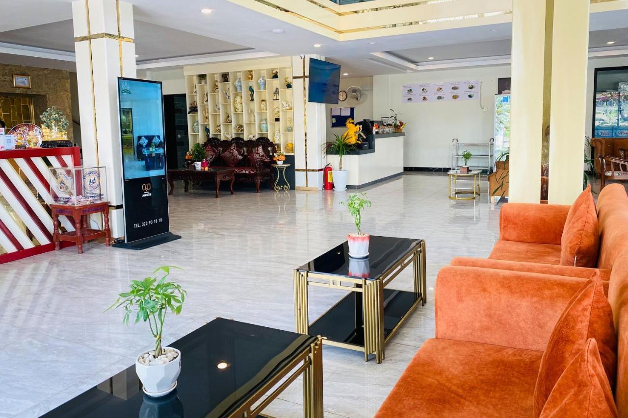Kampot Sunny Hotel Екстер'єр фото