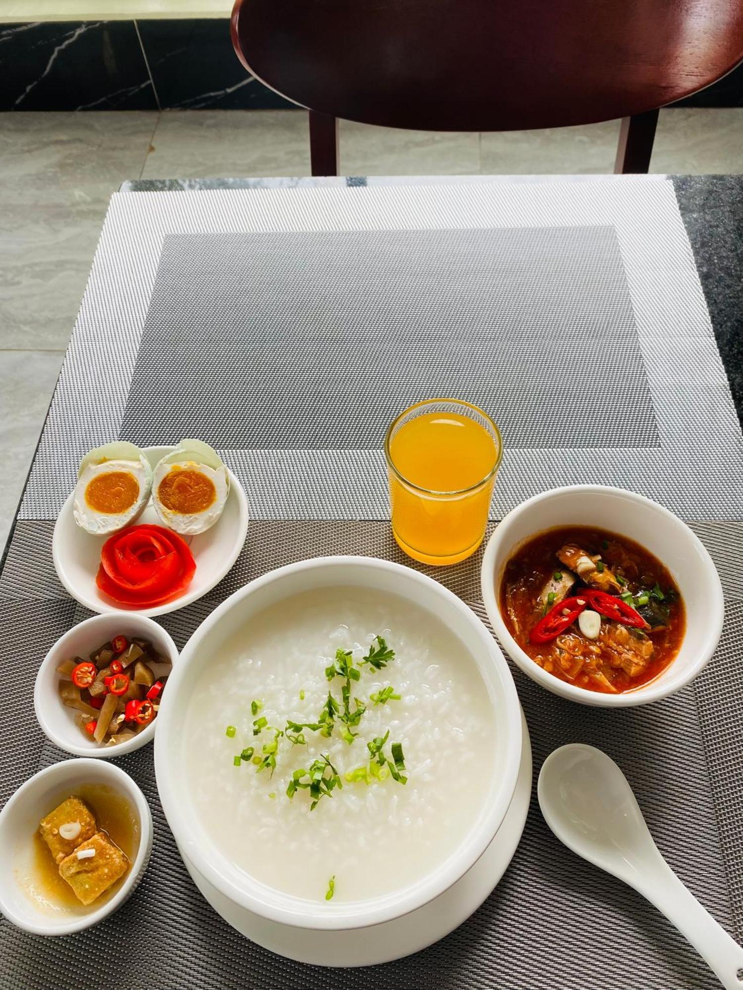 Kampot Sunny Hotel Екстер'єр фото